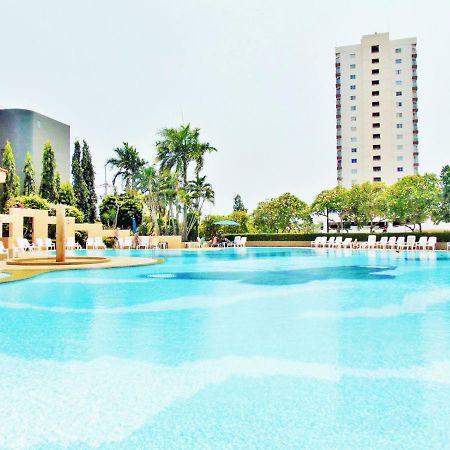 Sea View Beachfront Condos Pattaya Jomtien Beach Dış mekan fotoğraf