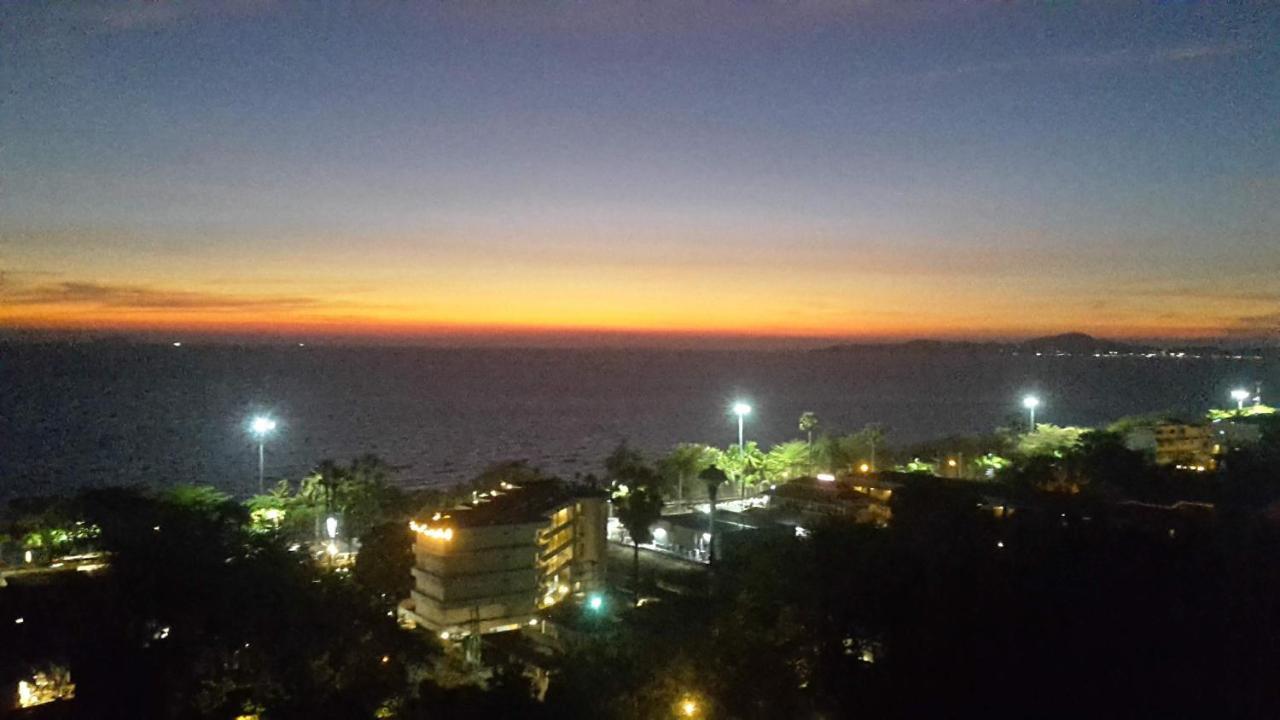 Sea View Beachfront Condos Pattaya Jomtien Beach Dış mekan fotoğraf