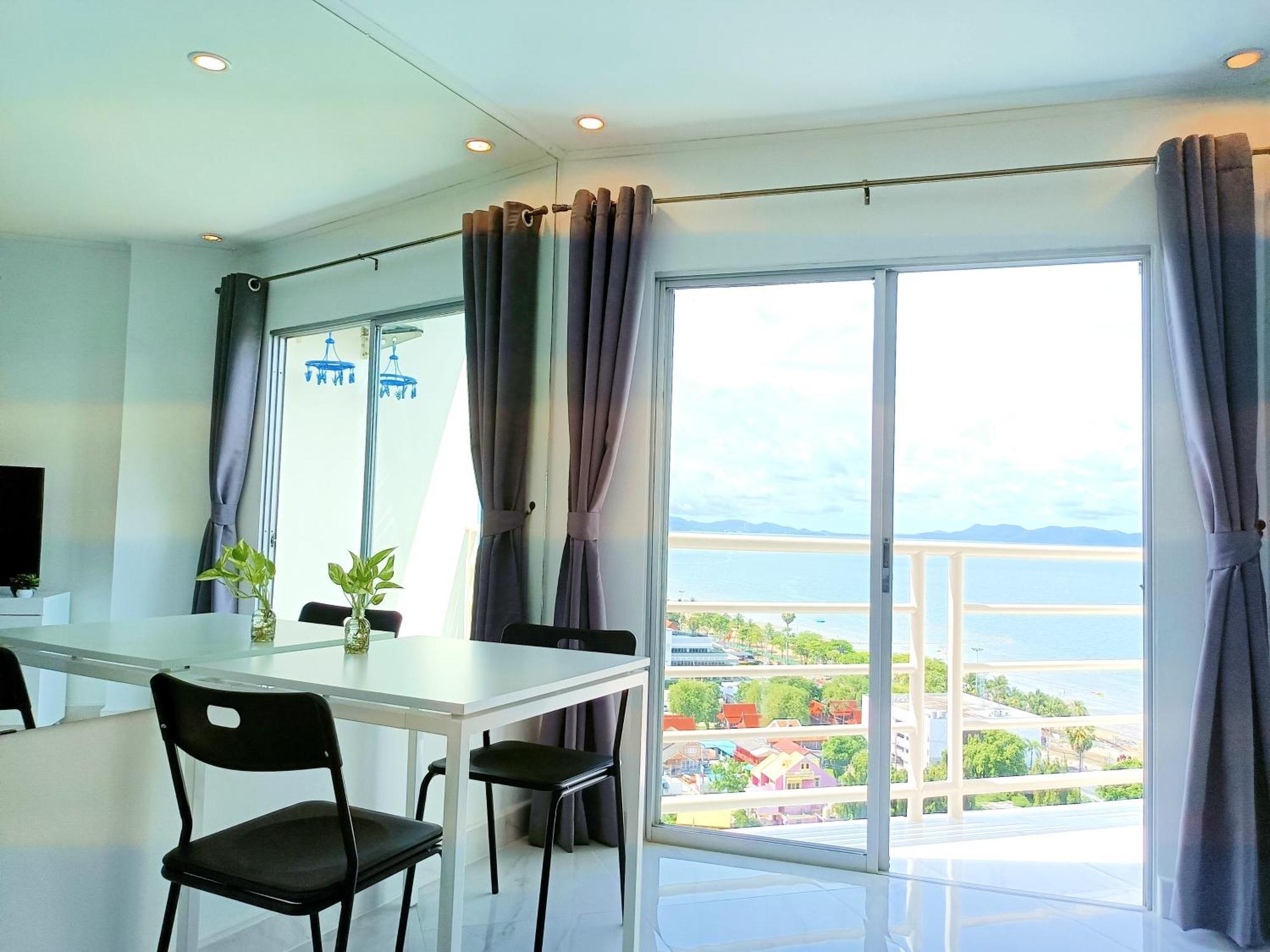Sea View Beachfront Condos Pattaya Jomtien Beach Dış mekan fotoğraf